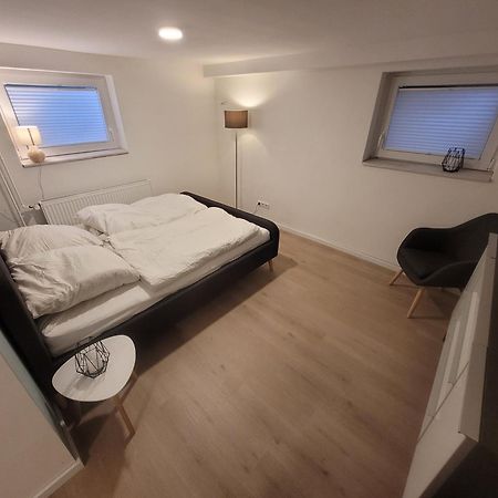 Zimmer Im Souterrain Mit Eigenem Bad Celle Ngoại thất bức ảnh